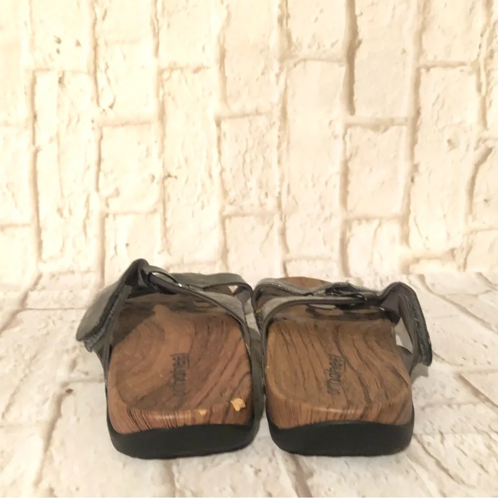 Othaheel Womens Flat Flip Flop Sandals Sz 11